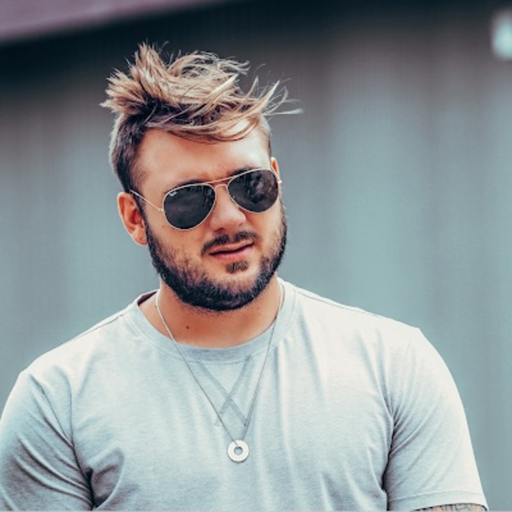 Meet your Posher, Jake